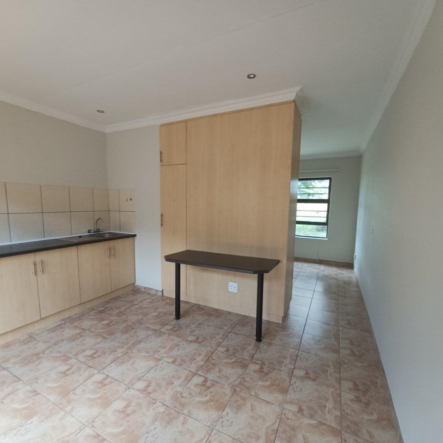 To Let 1 Bedroom Property for Rent in Langenhovenpark Free State